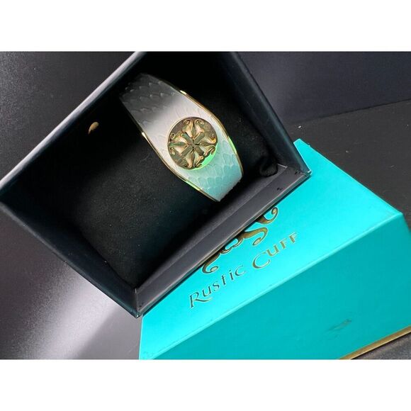 Rustic Cuff Snake Cuff - Picture 5 of 8